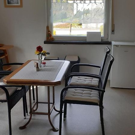 Ferienwohnung An Der Burg Windeck Exteriér fotografie