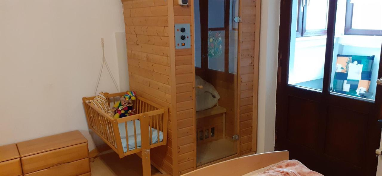 Ferienwohnung An Der Burg Windeck Exteriér fotografie